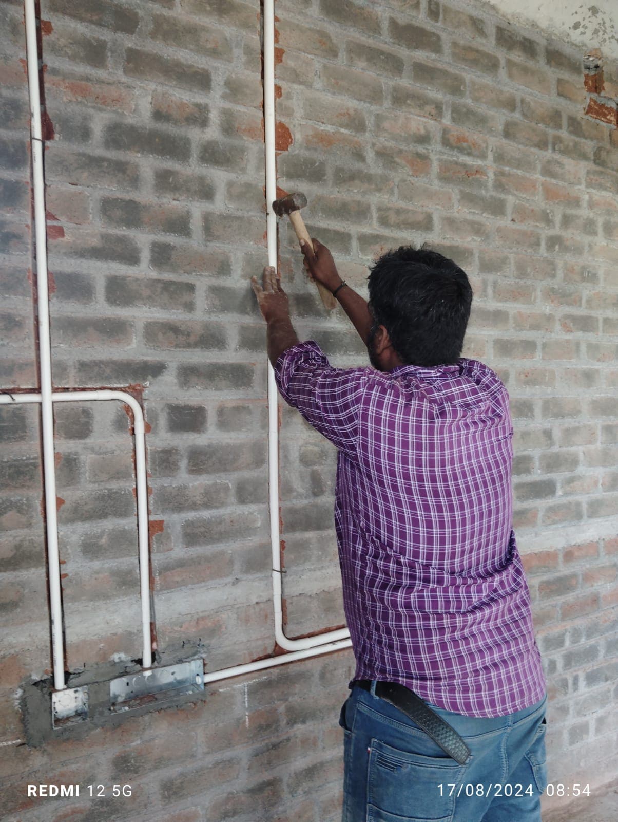 Laying water and drainage pipelines